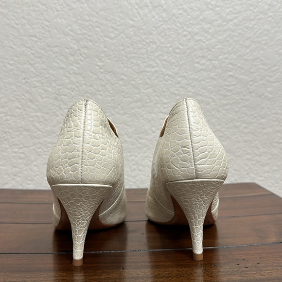 Tory Burch Georgina  Leather Ankle Boots Size 9 - Picture 5 of 8